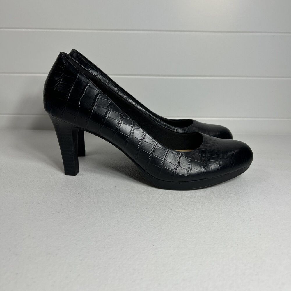 Clarks Collection Women’s Shoes Size 9.5 M Black Crocodile Adriel Viola 3" Heel